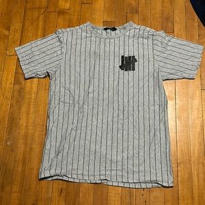 UNDEFEATED TEE